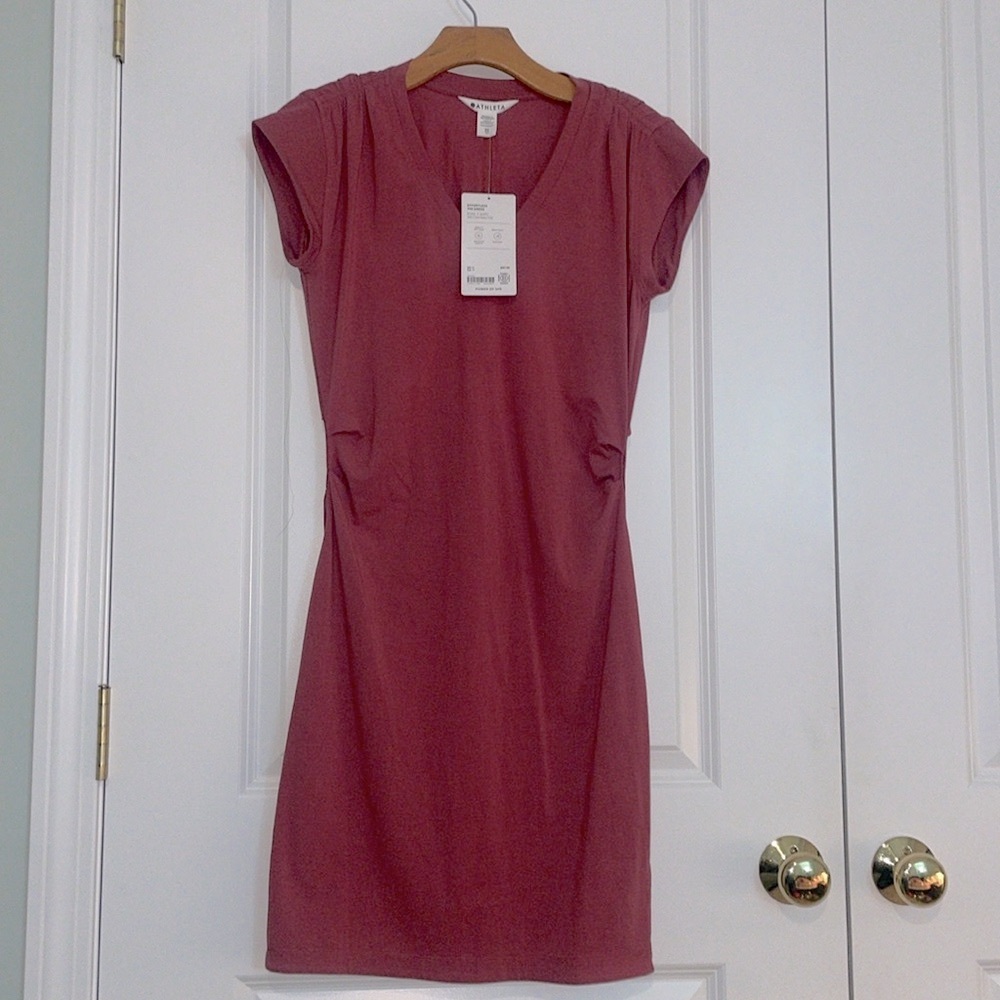 NWT Athleta Effortless Tee Dress Desert Rose. Size XS